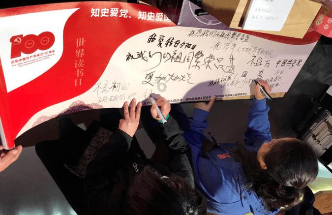 不要再把肉泡水里解冻了，正确的方法只有 3 种！