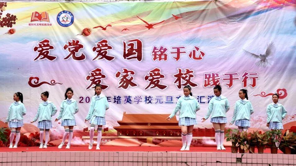 滚动的奶酪选关版