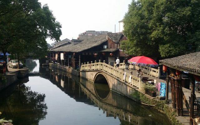 布克:成为太阳队历史第一人的关键要素